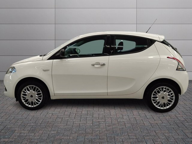 LANCIA Ypsilon 1.2 silver 69cv