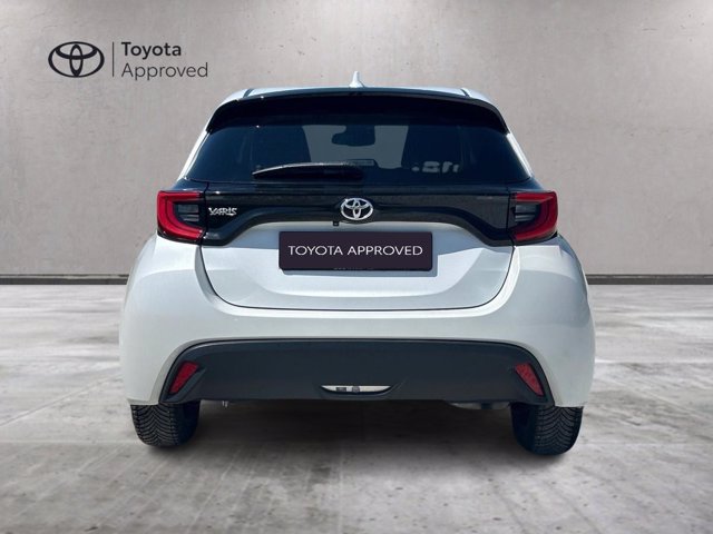 TOYOTA Yaris 1.0 dynamic