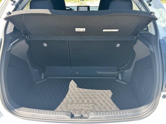 TOYOTA Yaris 1.0 dynamic