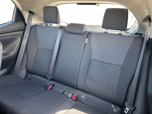 TOYOTA Yaris 1.5h trend