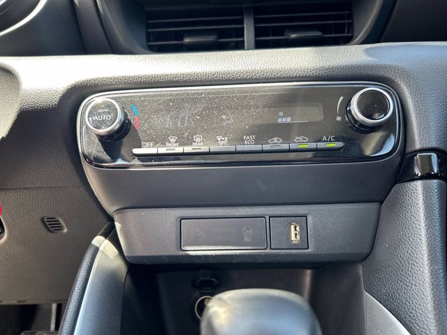 TOYOTA Yaris 1.5h trend