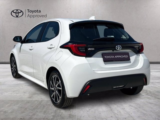 TOYOTA Yaris 1.5h trend