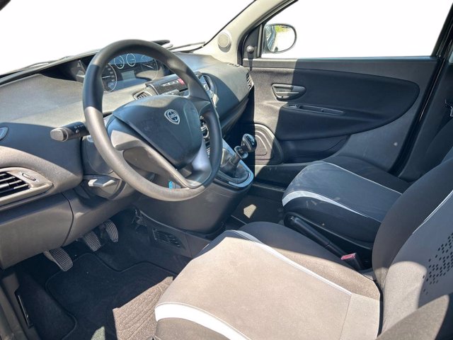 LANCIA Ypsilon 1.2 8v elefantino 69cv my14