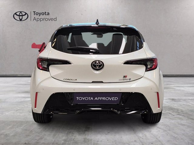 TOYOTA Corolla GR SPORT 1.8 Hybrid