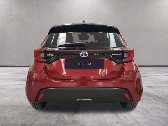 TOYOTA Yaris 1.5h style