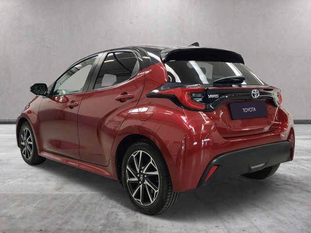 TOYOTA Yaris 1.5h style