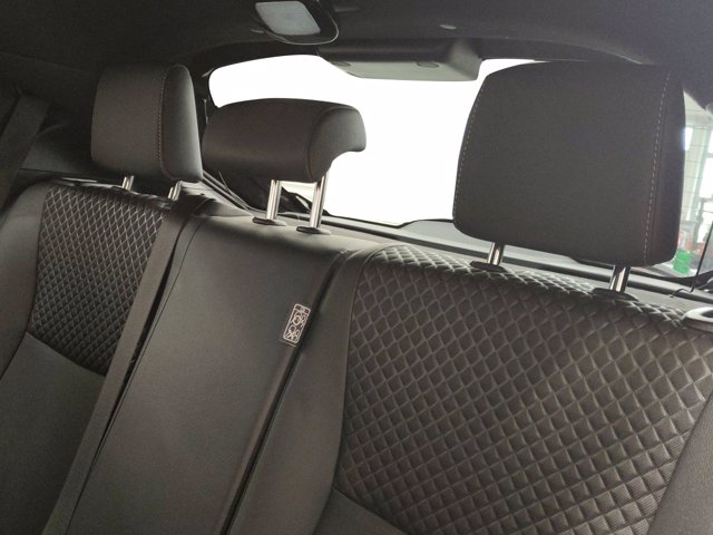 TOYOTA Yaris 1.5h style