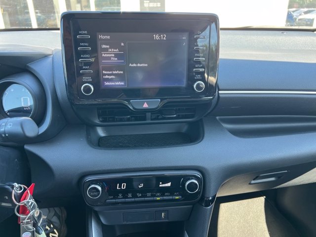 TOYOTA Yaris 1.5 Hybrid 5 porte Trend