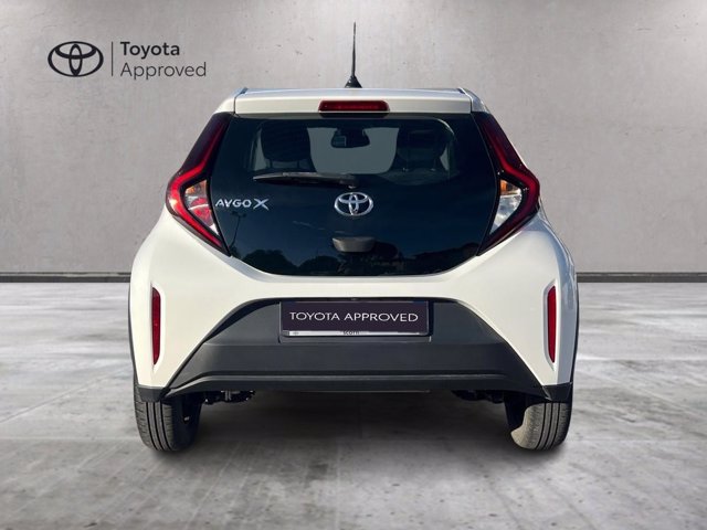 TOYOTA Aygo x 1.0 active 72cv
