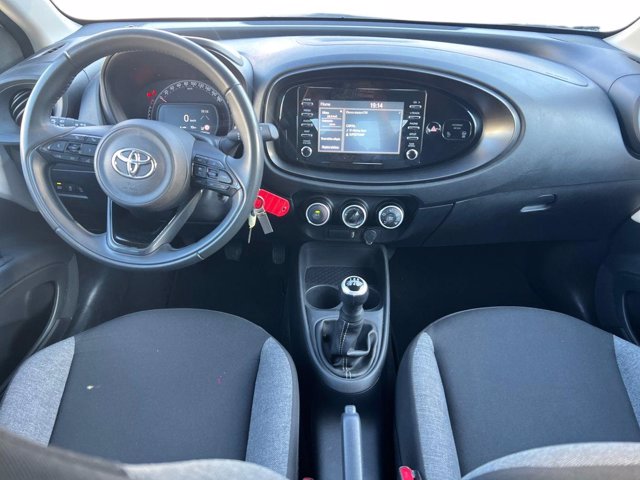TOYOTA Aygo x 1.0 active 72cv
