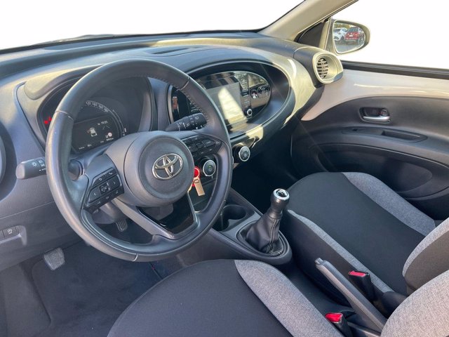 TOYOTA Aygo x 1.0 active 72cv