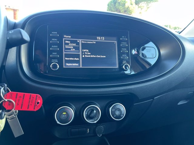 TOYOTA Aygo x 1.0 active 72cv