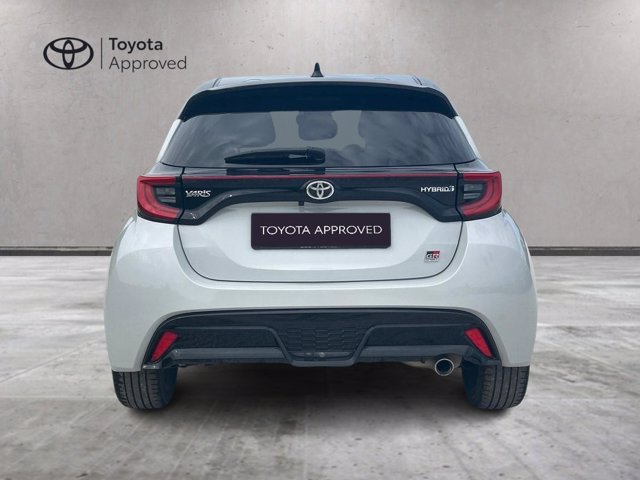 TOYOTA Yaris 1.5h gr sport