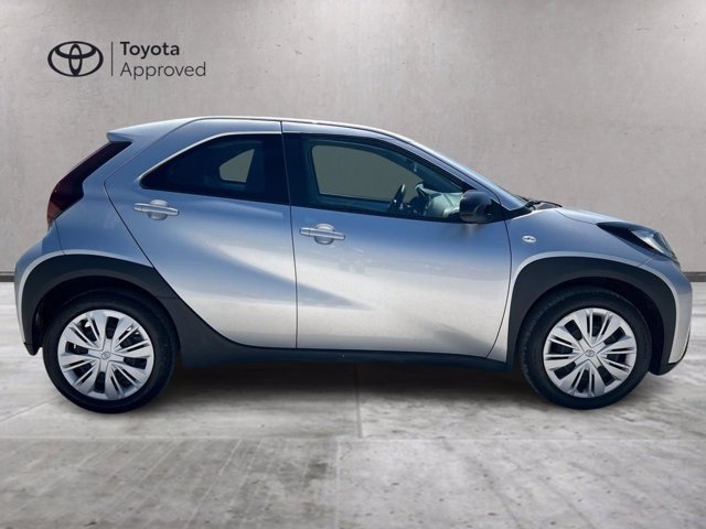 TOYOTA Aygo x 1.0 active 72cv s-cvt