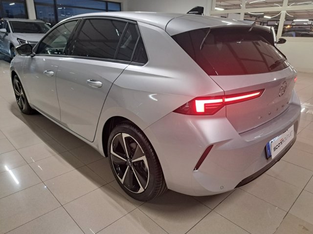 OPEL Astra 5P Business El