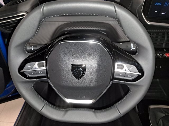 PEUGEOT 2008 PureTech 100 S&S Allure