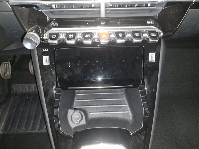 PEUGEOT 2008 PureTech 100 S&S Allure