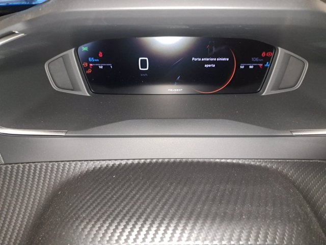 PEUGEOT 2008 PureTech 100 S&S Allure