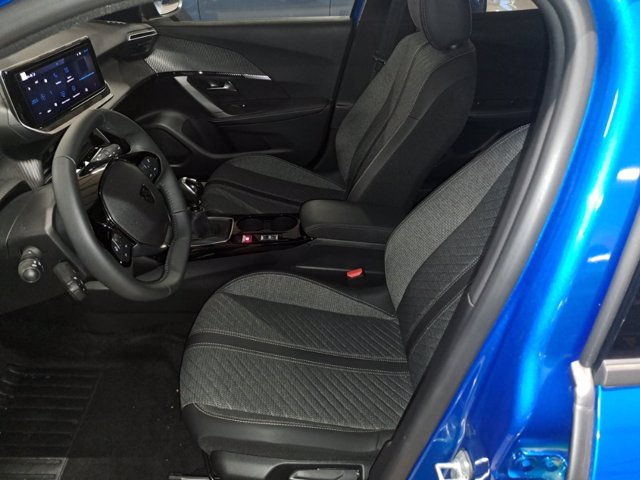 PEUGEOT 2008 PureTech 100 S&S Allure