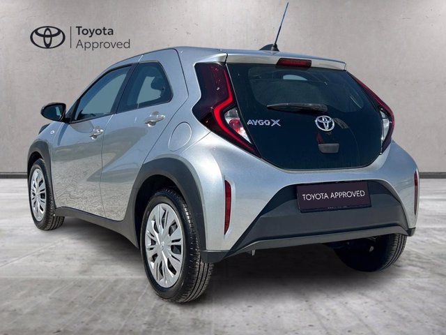 TOYOTA Aygo x 1.0 active 72cv