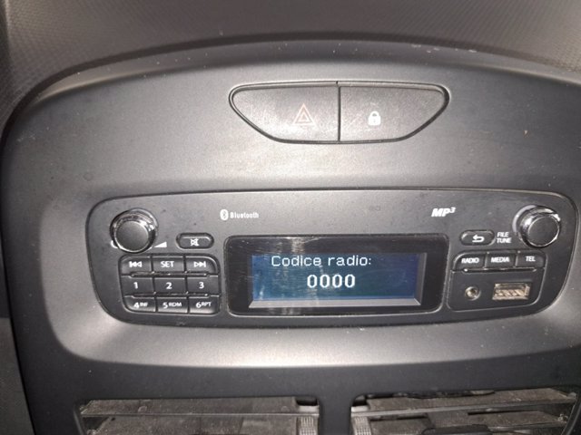 RENAULT Clio 5p 1.2 live 75cv