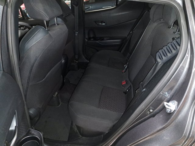 TOYOTA C-HR 2.0 Hybrid E-CVT Trend