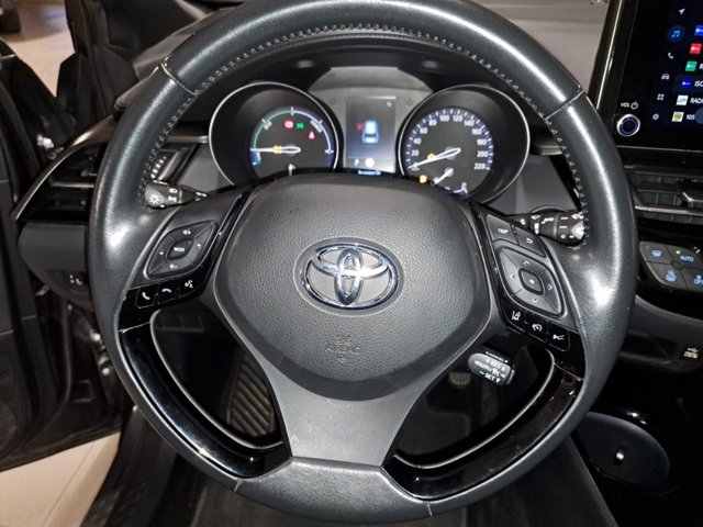 TOYOTA C-HR 2.0 Hybrid E-CVT Trend