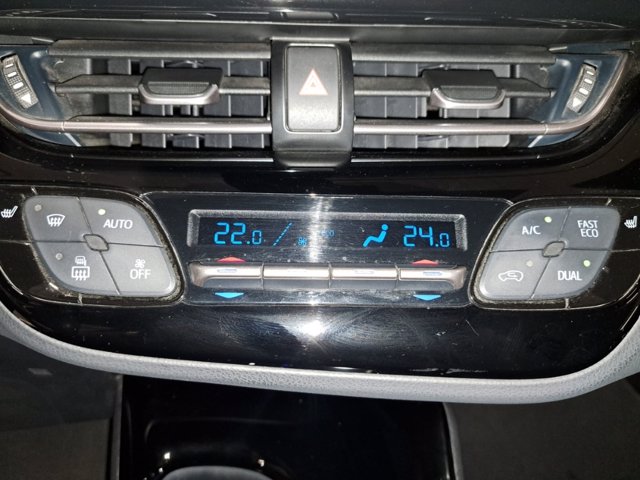TOYOTA C-HR 2.0 Hybrid E-CVT Trend