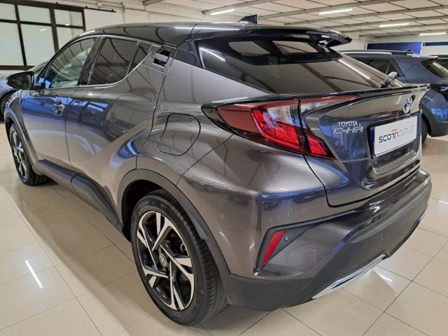 TOYOTA C-HR 2.0 Hybrid E-CVT Trend