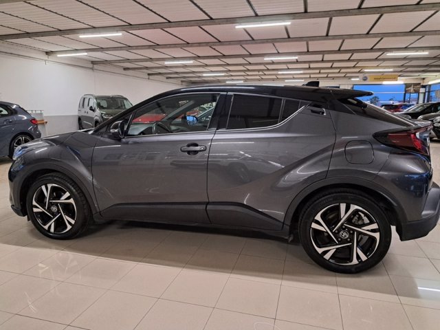TOYOTA C-HR 2.0 Hybrid E-CVT Trend