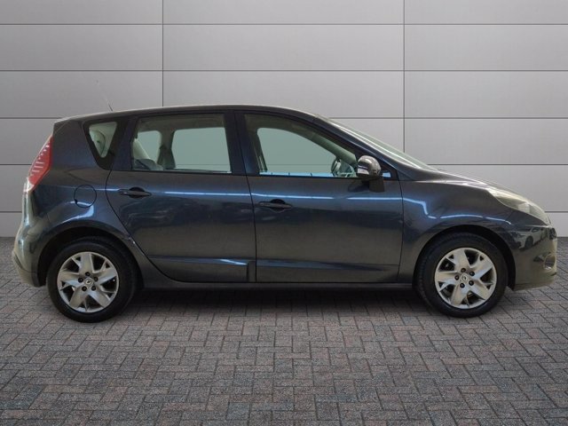 RENAULT Scenic x-mod 1.6 attractive