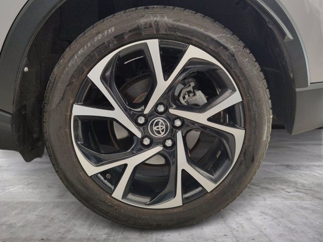 TOYOTA C-hr 1.8h lounge 2wd e-cvt