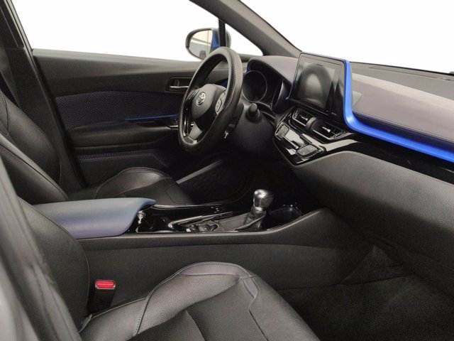 TOYOTA C-hr 1.8h lounge 2wd e-cvt