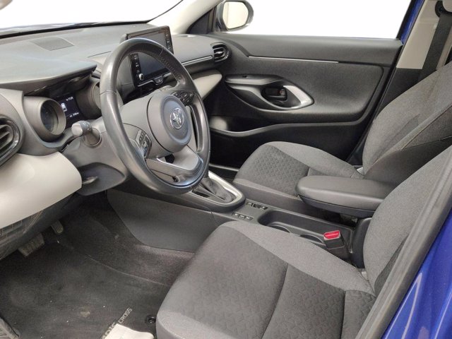 TOYOTA Yaris Cross 1.5 Hybrid 5p. E-CVT Active