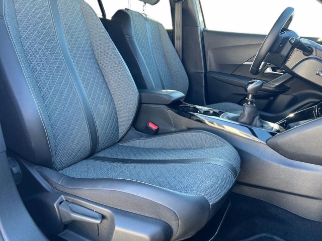 PEUGEOT 2008 1.2 puretech allure s&s 100cv