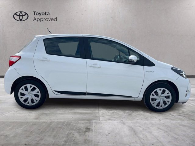 TOYOTA Yaris 1.5 Hybrid 5 porte Active