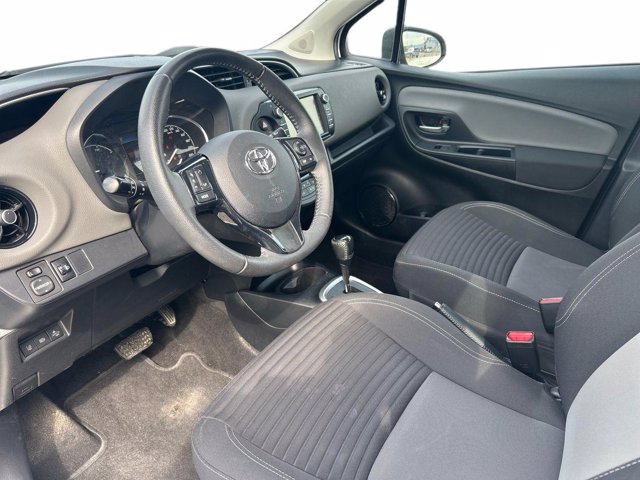 TOYOTA Yaris 1.5 Hybrid 5 porte Active