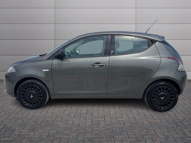 LANCIA Ypsilon 1.2 8v elefantino 69cv my14