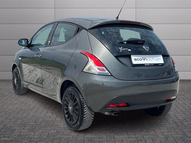 LANCIA Ypsilon 1.2 8v elefantino 69cv my14