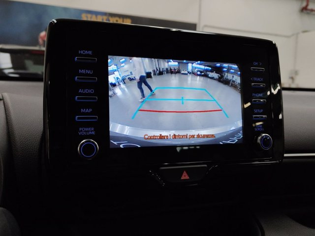 TOYOTA Yaris 1.5h style