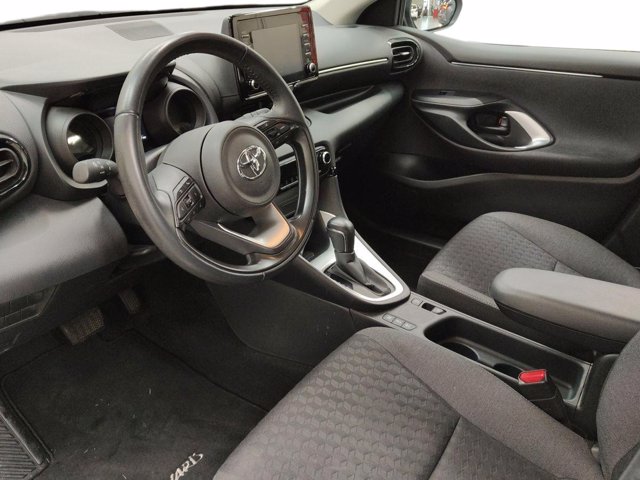 TOYOTA Yaris 1.5h style