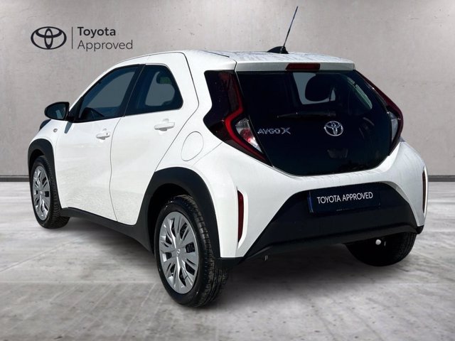 TOYOTA Aygo x 1.0 active 72cv