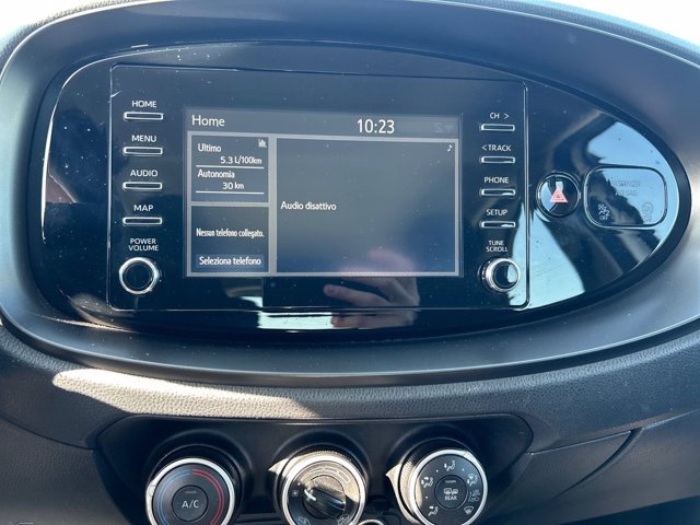 TOYOTA Aygo x 1.0 active 72cv