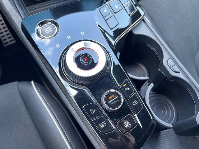 KIA SPORTAGE MY25 1.6 PHEV AWD GTL SR SPT