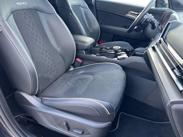 KIA SPORTAGE MY25 1.6 PHEV AWD GTL SR SPT