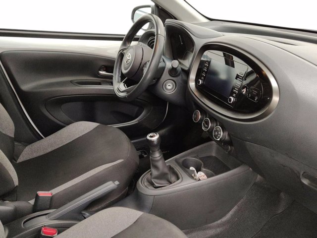TOYOTA Aygo X 1.0 VVT-i 72 CV 5 porte Active