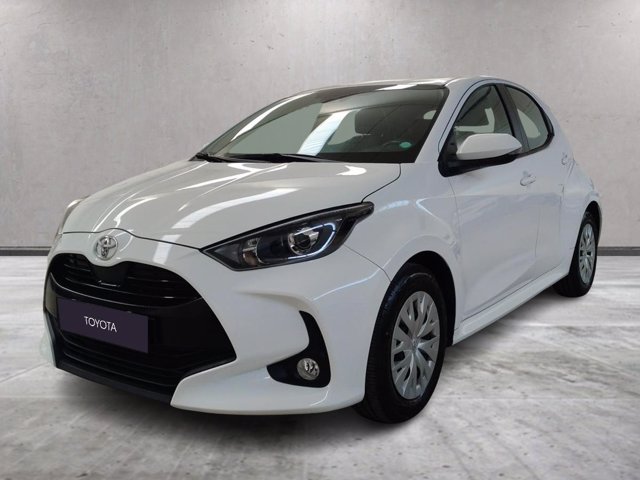 TOYOTA Yaris 1.0 active
