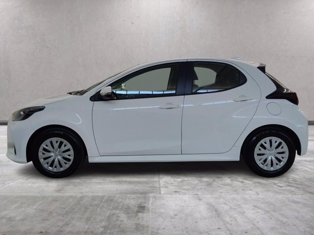 TOYOTA Yaris 1.0 active