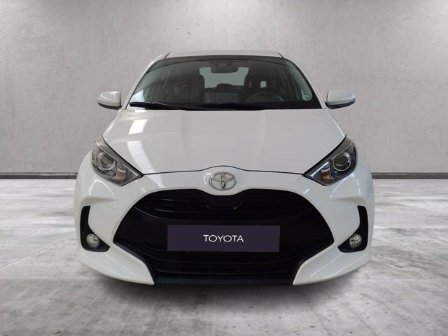 TOYOTA Yaris 1.0 active