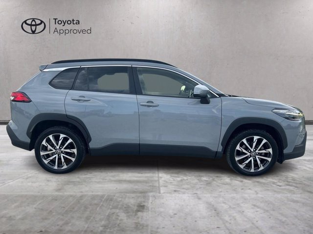 TOYOTA Corolla Cross 2.0 Hybrid 197 CV E-CVT Trend